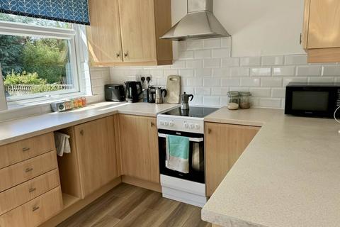 1 bedroom in a house share to rent, Ridgeway, Exeter EX4