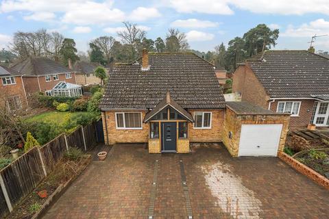 4 bedroom detached house for sale, Fleet,  Hampshire,  GU52