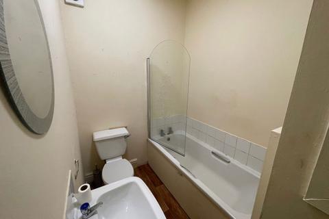 1 bedroom flat to rent, Burnley Road, Accrington, Lancashire