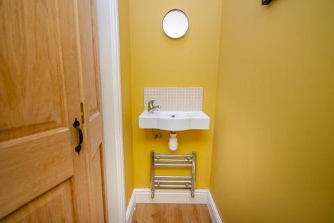 174 Downend Road, Downend, Bristol, BS16 5EB