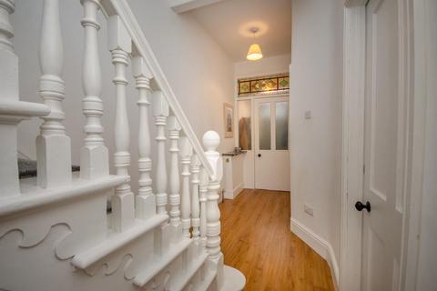 174 Downend Road, Downend, Bristol, BS16 5EB