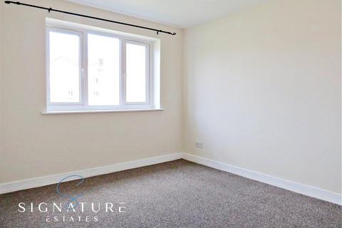 1 bedroom flat to rent, Shetland House, Pioneer Way, Watford, Hertfordshire