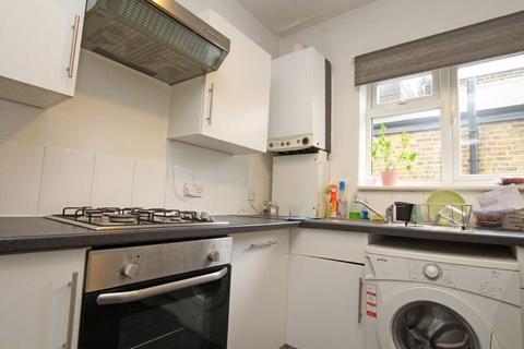 2 bedroom flat to rent, Herbert Gardens, London NW10