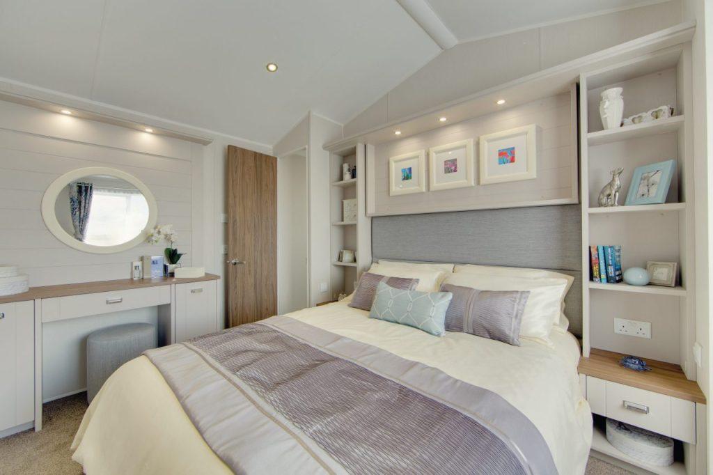 Willerby Sheraton 2018 Master Bedroom.jpg