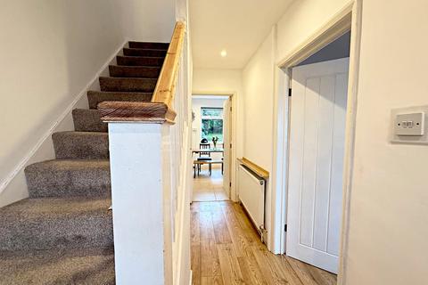 58 Alston Road, Solihull, B91 2RQ