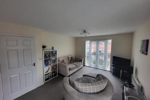 2 bedroom flat to rent, Marshall Crescent, Stourbridge