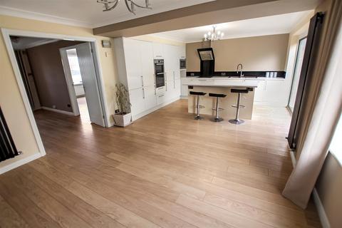 4 bedroom detached house for sale, Shafto Way, Newton Aycliffe