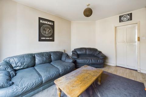 66 Kenrick Road, Nottingham, NG3 6HQ