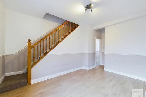 3 bedroom terraced house to rent, Horton Road :: Fallowfield