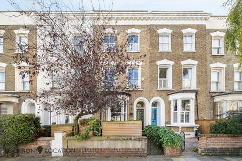 59 Walford Road, London, N16 8EF