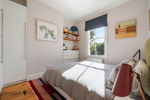 59 Walford Road, London, N16 8EF