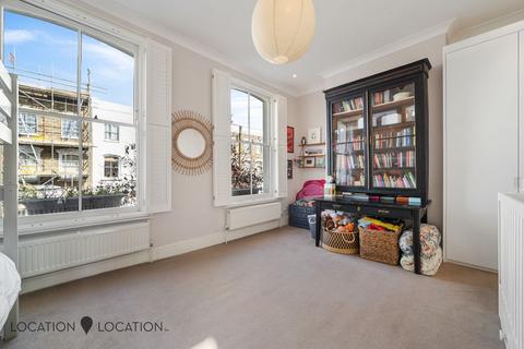 59 Walford Road, London, N16 8EF