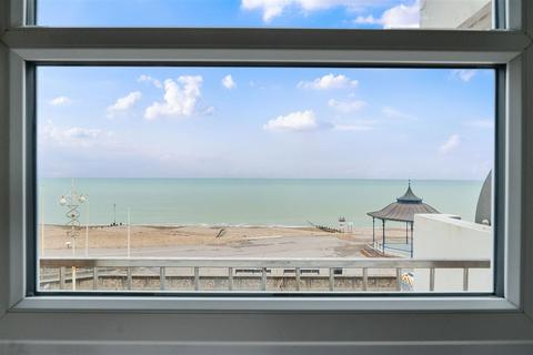 2 bedroom apartment for sale, The Esplanade, Bognor Regis