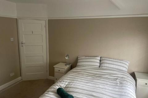 3 bedroom terraced house for sale, Kingston,  Surrey,  KT2