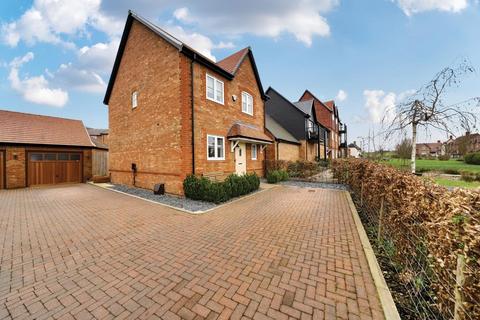 9 Cornflower Lane, Warfield, Bracknell, RG42 5AU