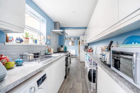 3 bedroom end of terrace house for sale, Morton Road, Pakefield