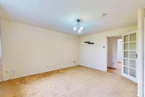 2 bedroom flat for sale, Greenford, UB6