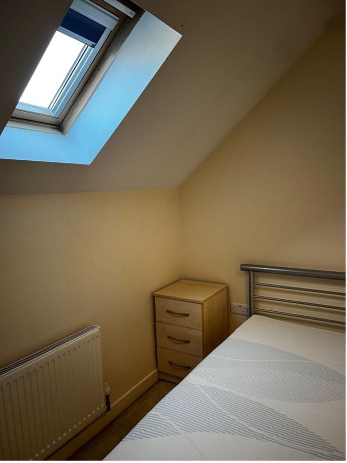 Bed3 1.jpg