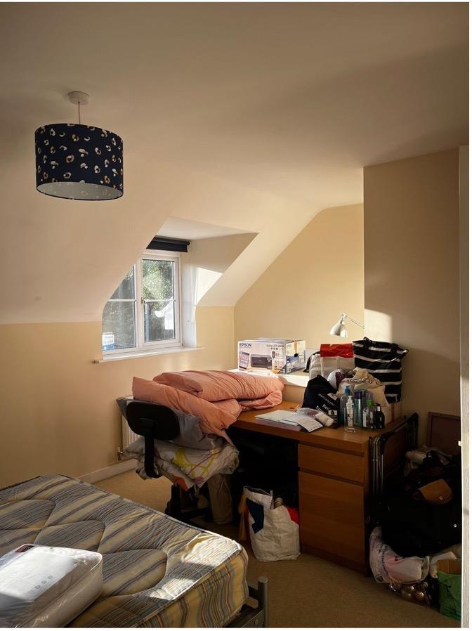 Bed4 2.jpg