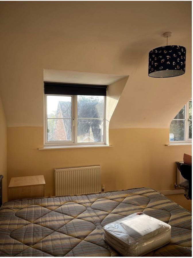 Bed4 3.jpg