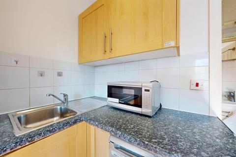 2 bedroom flat to rent, Holland Road, London W14