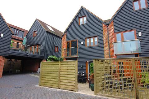 3 bedroom mews for sale, Musgrove Maltings, Baldock, SG7