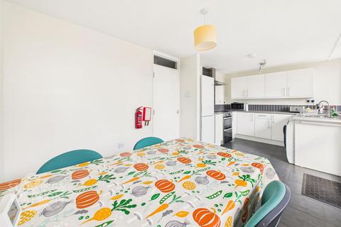 3 bedroom flat for sale, Suffolk Square, Norwich