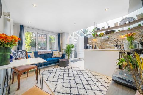 2 bedroom flat for sale, Medora Road, SW2