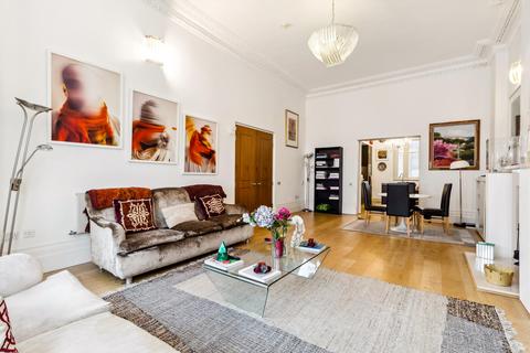 3 bedroom flat to rent, Queen's Gate Gardens, South Kensington, London, SW7