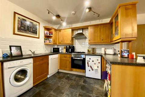 2 bedroom apartment for sale, The Gate, Halifax Road, Birchencliffe