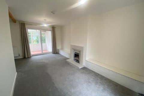 3 bedroom semi-detached house to rent, Camberley