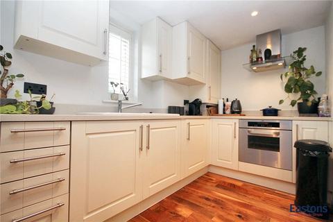 1 bedroom flat for sale, Station Approach, Epsom KT17