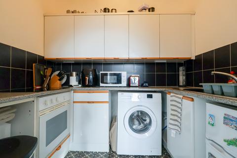 1 bedroom ground floor flat for sale, Danes Court, Landguard Road, Southampton