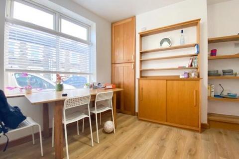 5 bedroom end of terrace house for sale, Minister Street, Cathays, Cardiff