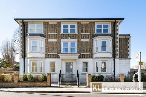 5 bedroom terraced house for sale, London SW13