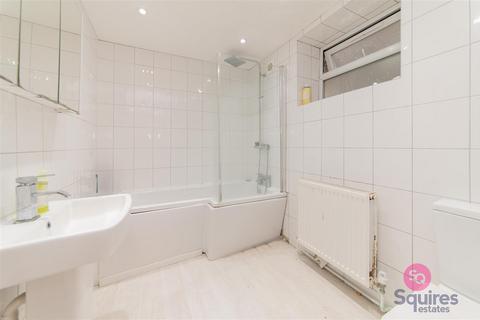 3 bedroom flat for sale, Second Avenue, Hendon, London