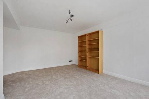 1 bedroom flat for sale, Chalk Farm NW3