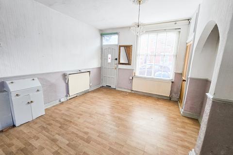 2 bedroom terraced house for sale, Thornton Road, Fallowfield