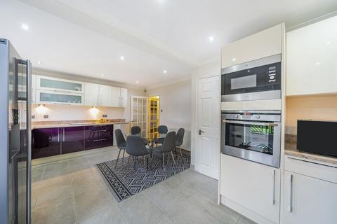 4 bedroom detached house for sale, Linfield Close, London NW4