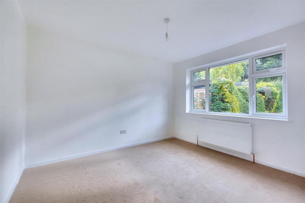 Bedroom 2 1.jpeg