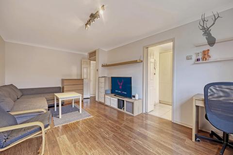 1 bedroom flat for sale, The Croft, Loughton