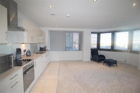 2 bedroom apartment to rent, Parkstone Road, Poole