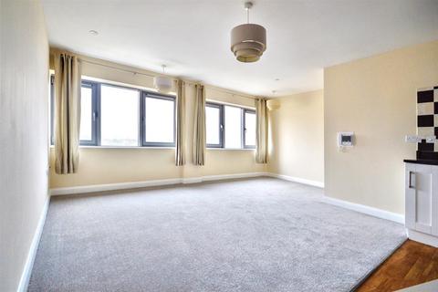 2 bedroom apartment to rent, Bloomsbury House, Guildhall Road, NN1