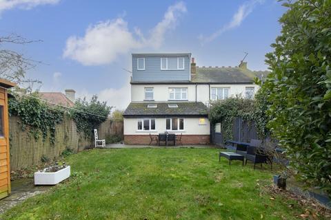 4 bedroom semi-detached house for sale, Terminus Drive, Herne Bay, CT6