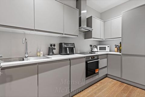 1 bedroom flat for sale, Hazelwick Avenue, Crawley RH10