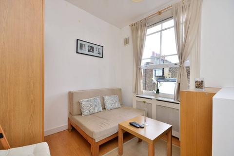 Studio to rent, Fairholme Road, West Kensington, London, W14