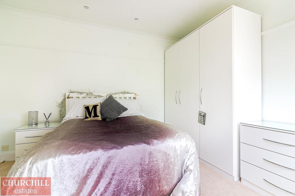 Bed1b (1 of 1).jpg