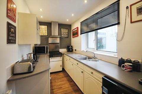 34 Rottingdene Drive, Manchester, M22 1PJ