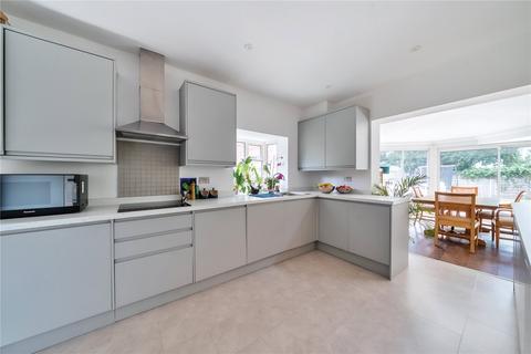 11 Queens Drive, Thames Ditton, KT7 0TJ