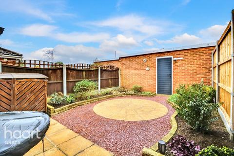 3 bedroom end of terrace house for sale, The Sorrells, Stanford Le Hope